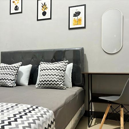Jogja Day Inn Yogyakarta Ngoại thất bức ảnh